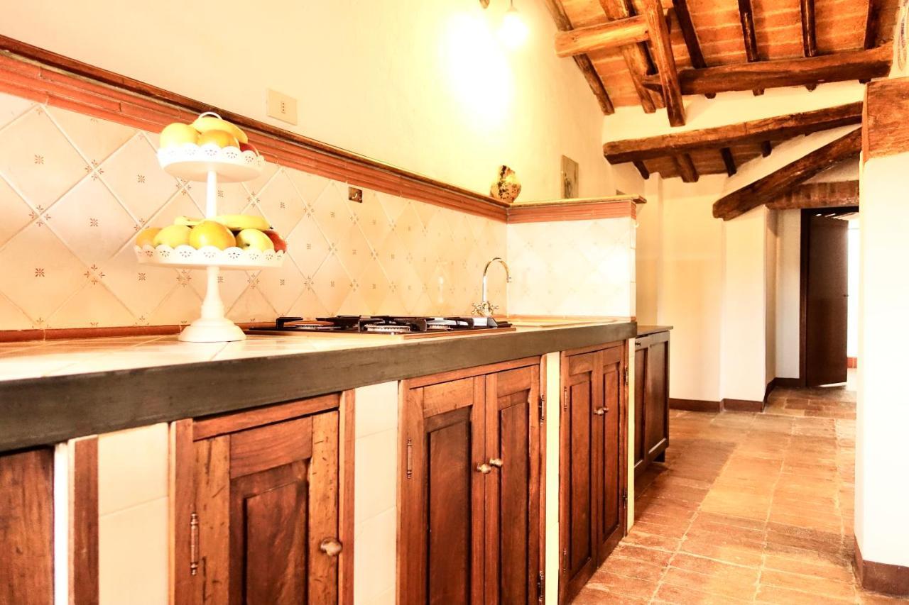 Villa Buonsignori - Wine & Olive Oil Farm Corsano  Kültér fotó