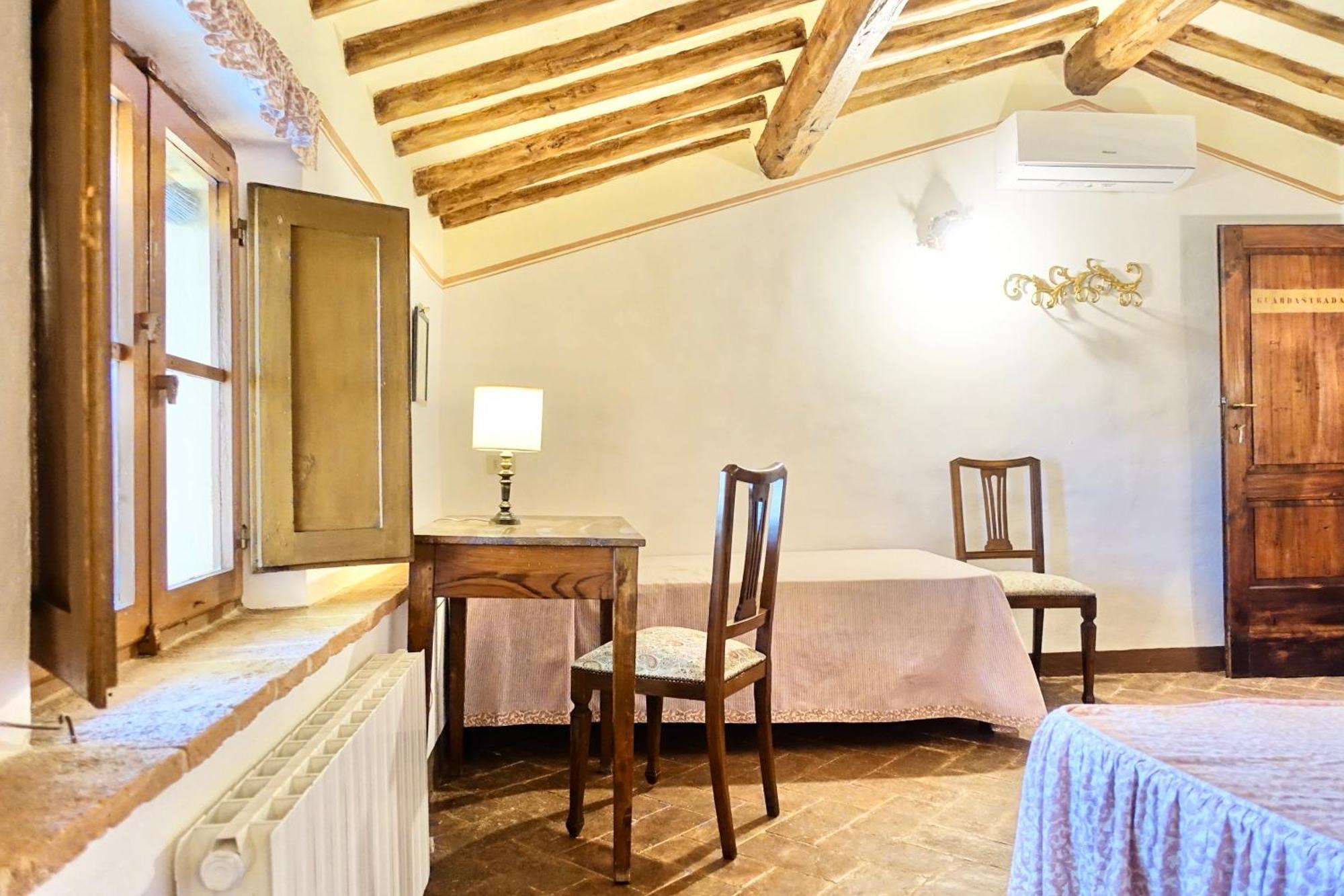 Villa Buonsignori - Wine & Olive Oil Farm Corsano  Kültér fotó